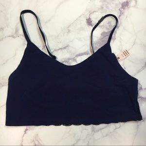 2/$15 Victoria’s Secret navy cami bra NWT